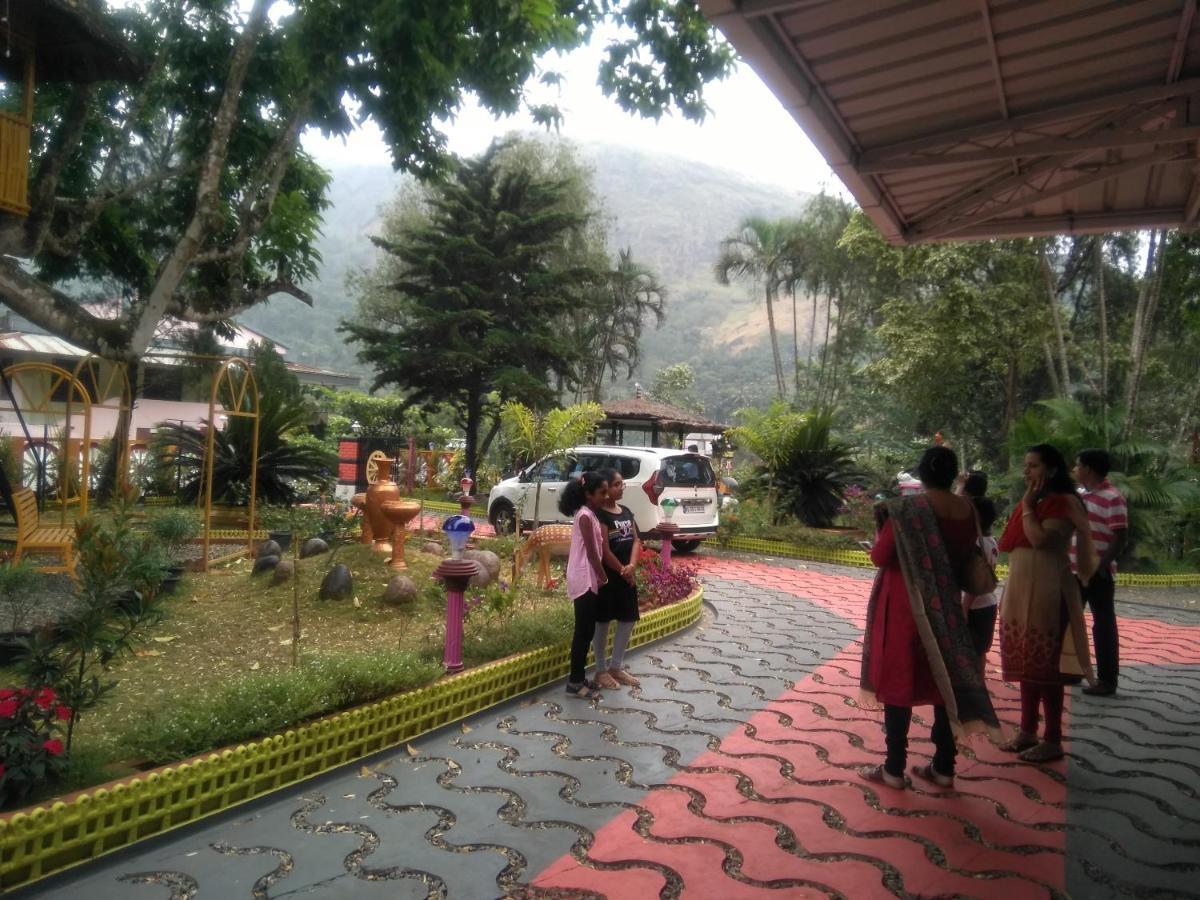 Spice Mount Heritage Resort Kattappana Bagian luar foto